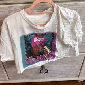 cropped trump tee